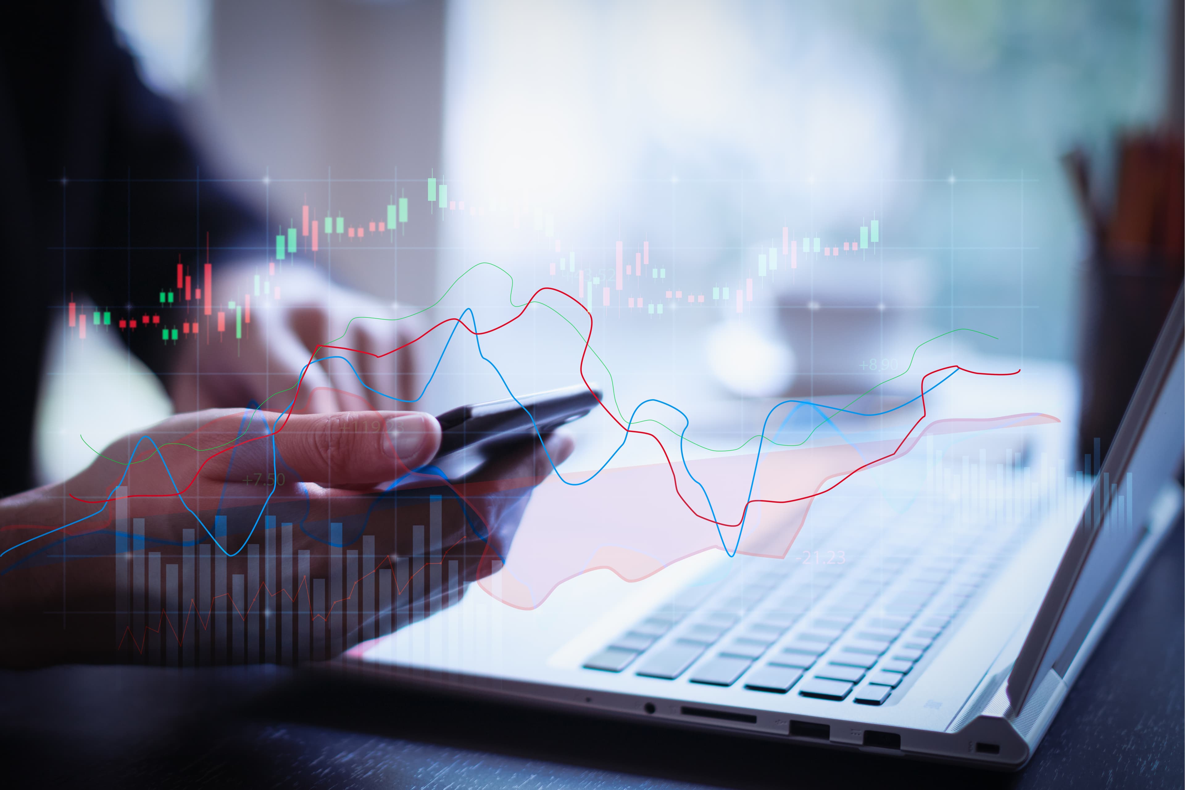 Difference Between Technical & Fundamental Analysis